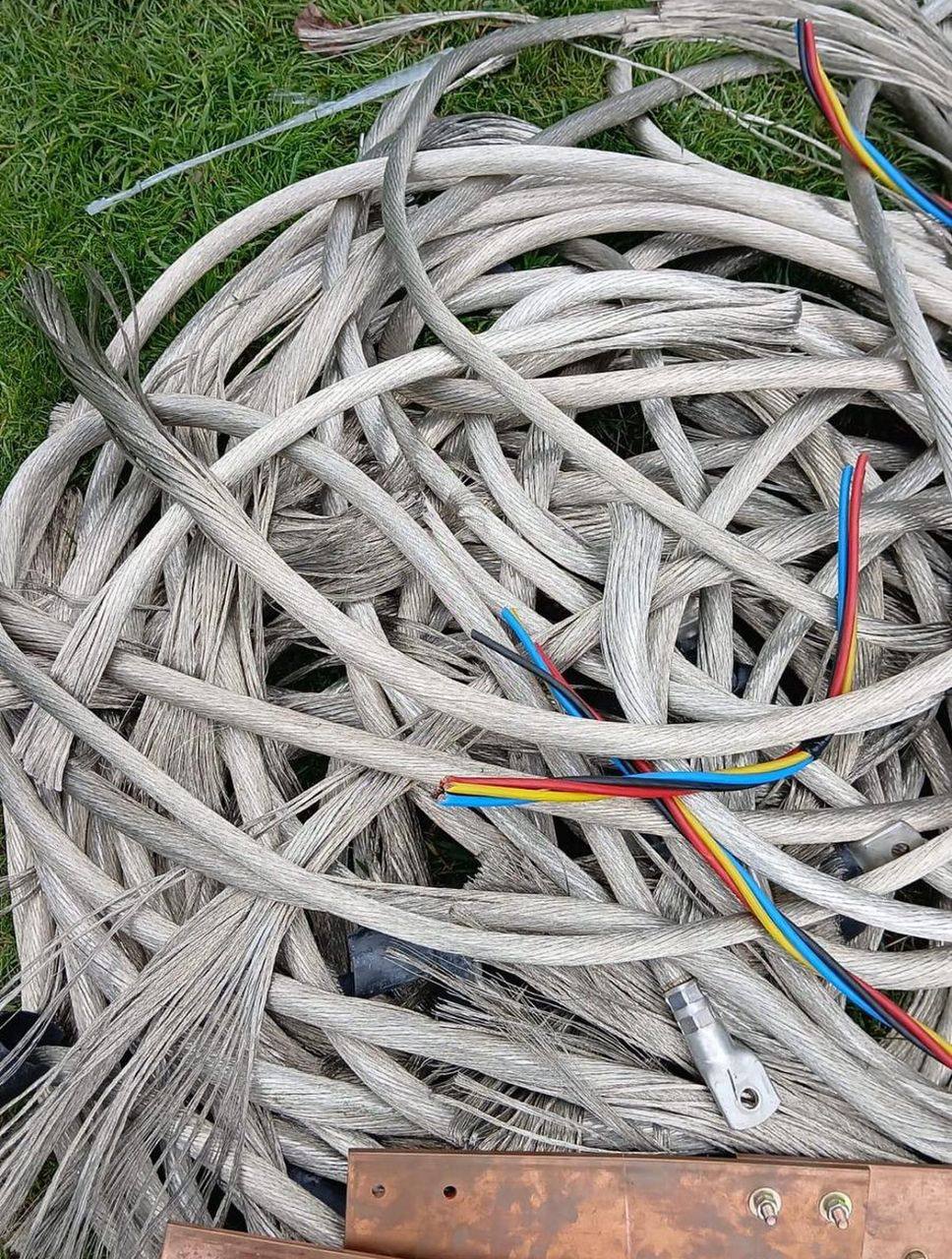 photo_5246973306156556590_y Tinned Copper Wire Scrap 99% Minimum Copper Core Purity - Image 1