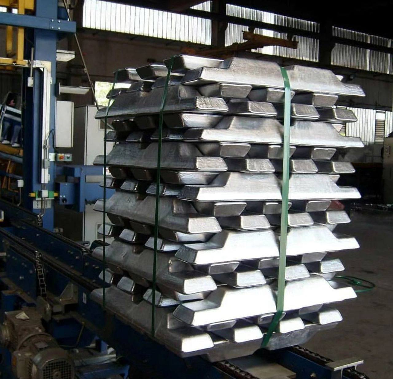 photo_5249225105970242009_y Aluminium Ingot 99.7% Primary / Secondary Alloy Grade - Image 1