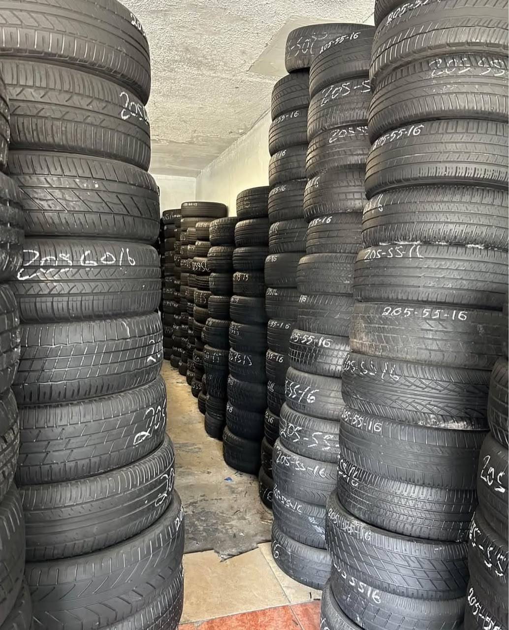 photo_5251633581895918067_y Fairly Used Passenger Car Tires (Grade A/B Balanced Tread Depth) - Image 1